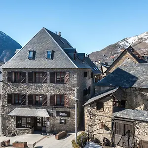 ** Hotel Snoe Mont Romies España